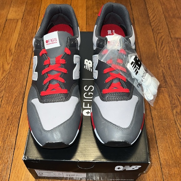 NWT Men’s Figs New Balance 996 Sneakers Size 12 - Picture 4 of 6